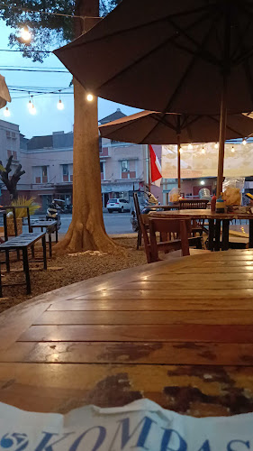 Opinii despre Kong Djie Coffee Duta Garden în Kota Tangerang - Gastronomi dan perhotelan