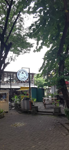 Jl. Mayjend. Jonosewojo, Pradahkalikendal, Kec. Dukuhpakis, Surabaya, Jawa Timur 60227