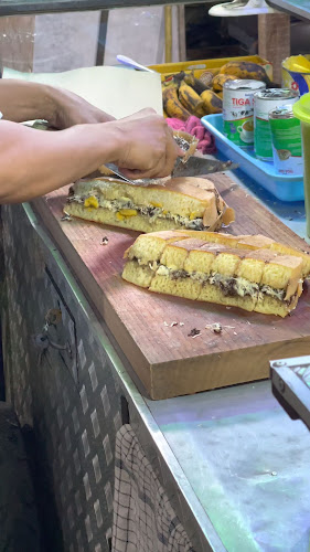 Opinii despre Martabak Manis Rangkuty în Kota Padang - Gastronomi dan perhotelan