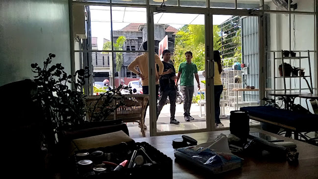 Opinii despre Secangkir Kopi în Kota Makassar - Gastronomi dan perhotelan