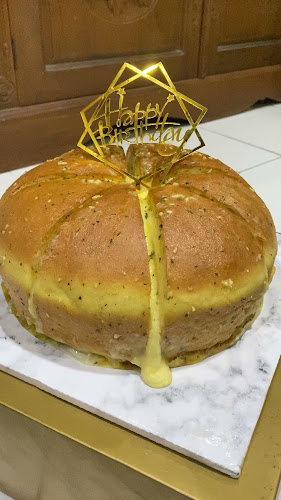 deSarah (Sarah Roti & Pizza) - Gastronomi dan perhotelan