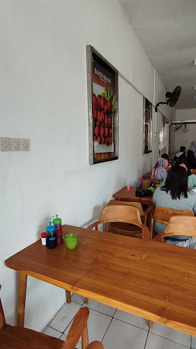 Opinii despre Warung Susu Mak Tam în Kota Blitar - Gastronomi dan perhotelan