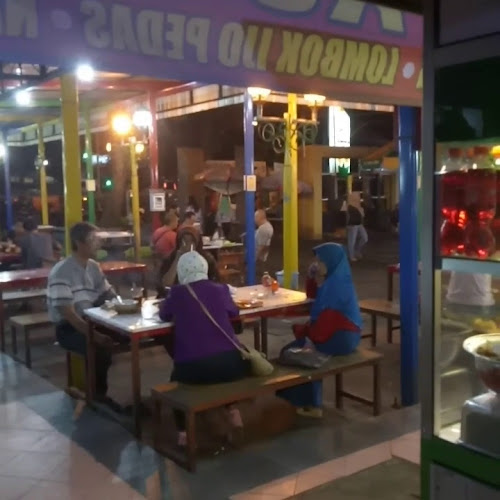 Opinii despre Nasi Goreng Magelangan în Kota Magelang - Gastronomi dan perhotelan