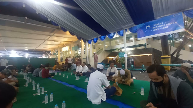 Pasar Amal Masjid Raya Bintaro