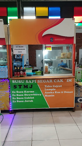 Sentra Wisata Kuliner Wiyung - Gastronomi dan perhotelan