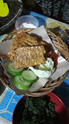 ayam geprek restu ibu