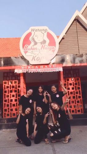 Bukan Hanya Kopi - Gastronomi dan perhotelan