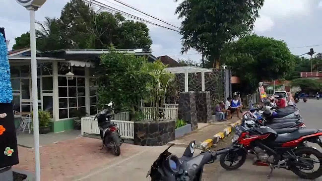 Opinii despre D’raz Coffeehouse & Restaurant în Kota Padang Sidempuan - Gastronomi dan perhotelan