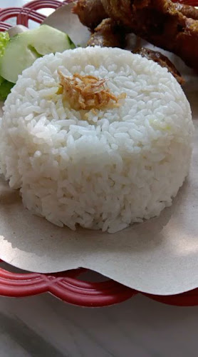 Opinii despre Pondok Sambel 1 Kelud în Kota Blitar - Gastronomi dan perhotelan