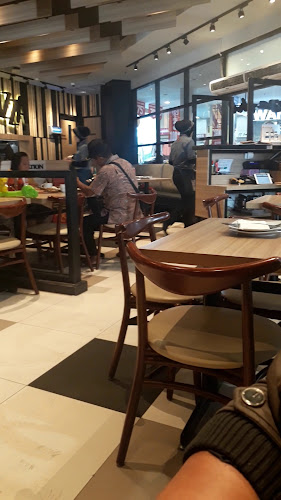 Opinii despre Pizza Hut Restoran - Ramayana Pematang Siantar în Kota Pematang Siantar - Gastronomi dan perhotelan