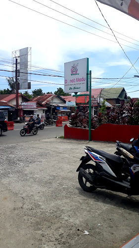 Opinii despre Donat Madu Cihanjuang în Kota Padang - Gastronomi dan perhotelan