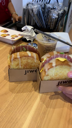 Opinii despre Kopi Janji Jiwa & Jiwa Toast, Patimura în Kota Denpasar - Gastronomi dan perhotelan