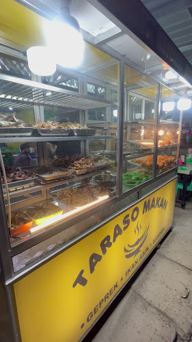 Opinii despre TARASO MAKAN PADANG (AYAM GEPREK & IKAN ASIN) în Kota Padang - Gastronomi dan perhotelan