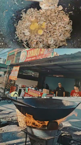 Opinii despre MIE BALAP SEAFOOD SYAUQI 3 în Kota Binjai - Gastronomi dan perhotelan
