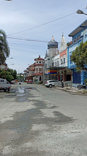 Opinii despre Lekker Resto & Cafe în Kota Balikpapan - Gastronomi dan perhotelan