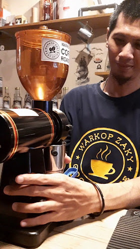 Opinii despre Warkop Zaky în Kota Makassar - Gastronomi dan perhotelan