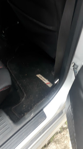 Jl. Ciumbuleuit No.108, Hegarmanah, Kec. Cidadap, Kota Bandung, Jawa Barat 40141