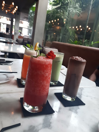 OURA - Cafe & Restaurant - Kota Malang