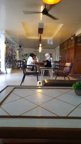 Opinii despre Mein Garden Cafe în Kota Palembang - Gastronomi dan perhotelan