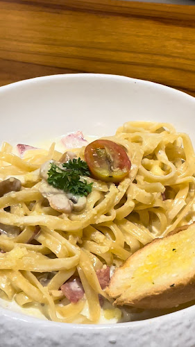 Jl. Opak No.14, RT.004/RW.01, Darmo, Kec. Wonokromo, Surabaya, Jawa Timur 60241