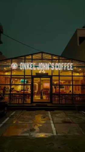 Onkel John's Coffee - Kota Makassar