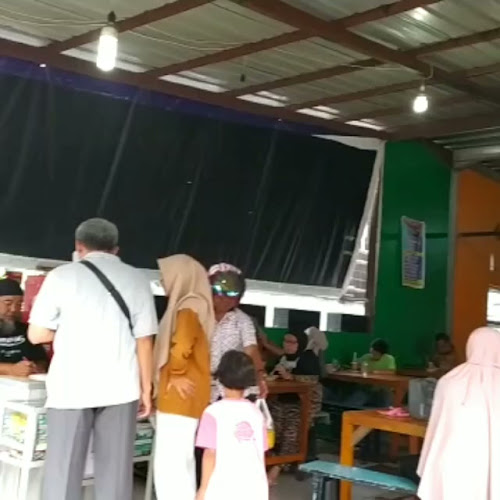 Kantin kuliner mama bet - Kota Padang