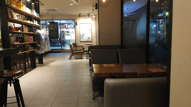 Opinii despre JCO COFFEE & DONUTS GATOT SUBROTO în Kota Denpasar - Gastronomi dan perhotelan