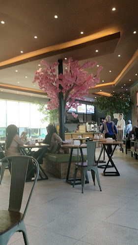 Rest Coffee Eat, Play & Relax - Kota Madiun