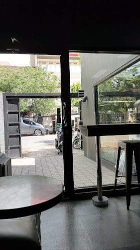 Umbra Coffee & Roastery - Gastronomi dan perhotelan