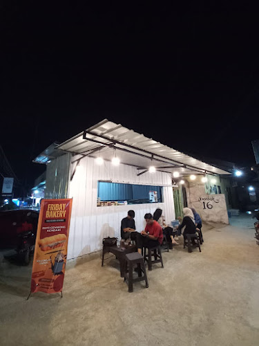 Opinii despre Friday Bakery kendari în Kota Kendari - Gastronomi dan perhotelan