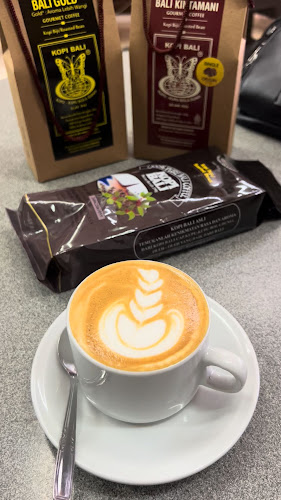 Opinii despre Bhineka Jaya (Kopi Bali) în Kota Denpasar - Gastronomi dan perhotelan