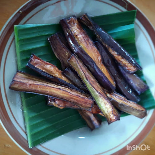 Opinii despre Warung Cari Makan în Kota Surakarta - Gastronomi dan perhotelan