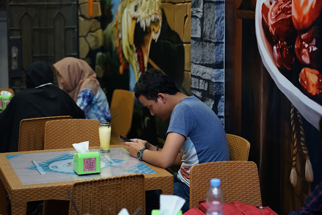 Opinii despre Mix 3D Cafe în Kota Medan - Gastronomi dan perhotelan