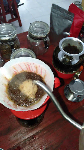 Opinii despre Kedai Kopimu în Kota Mataram - Gastronomi dan perhotelan