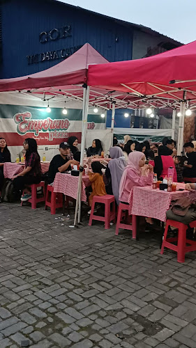 Emperano Pizza Cikuray - Gastronomi dan perhotelan