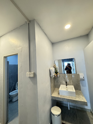 Komp. Sampurna, Jl. Raja Ali H., Kp. Seraya, Kec. Batu Ampar, Kota Batam, Kepulauan Riau 29432