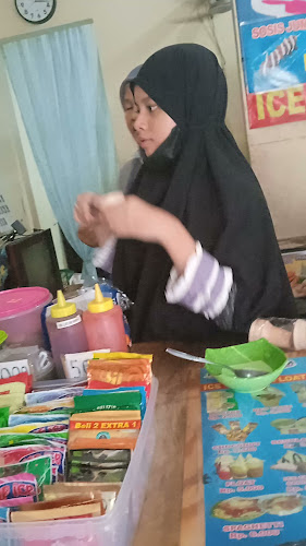 Opinii despre Nice Corner în Kota Depok - Gastronomi dan perhotelan