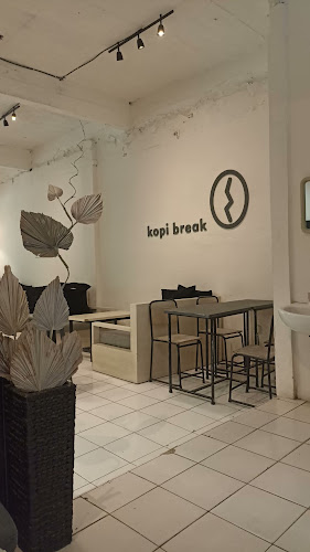 Opinii despre Kopi Break în Kota Makassar - Gastronomi dan perhotelan