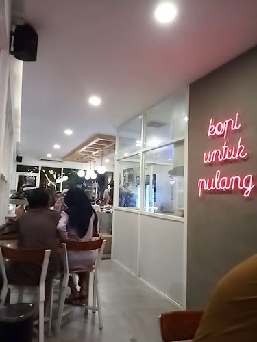 Opinii despre Haluan Kopi by SADARI în Kota Surakarta - Gastronomi dan perhotelan