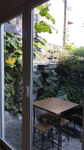 Comentarii opinii despre Koi Cafe