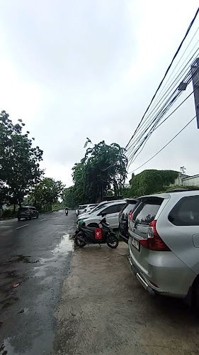 Opinii despre AYAM BAKAR WONG SOLO RUNGKUT MADYA în Surabaya - Gastronomi dan perhotelan