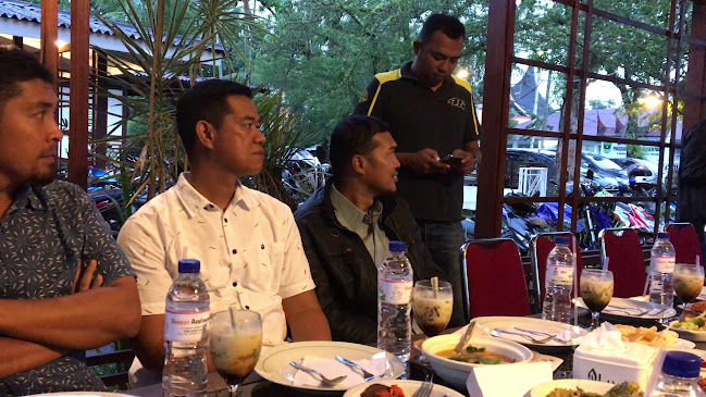 Opinii despre Suasso Restaurant & Coworking Space în Kota Padang - Gastronomi dan perhotelan