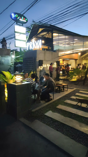 Comentarii opinii despre Cumi Hitam Racun, Praya