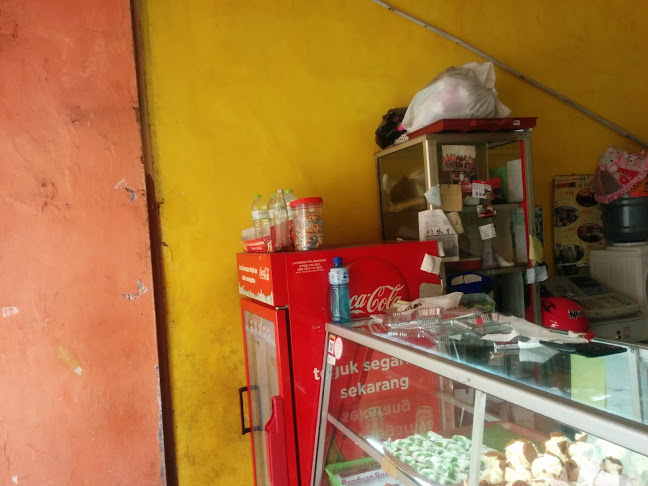 Opinii despre Kedai Kue Nilasari în Kab. Tasikmalaya - Gastronomi dan perhotelan