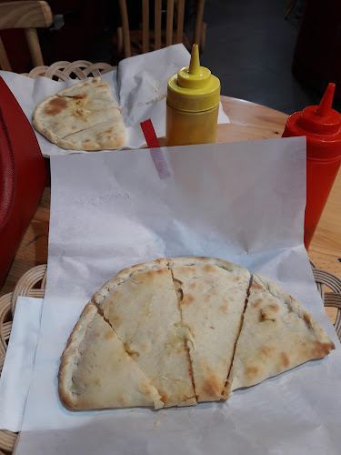 Panties Pizza Bandung BEC - Gastronomi dan perhotelan