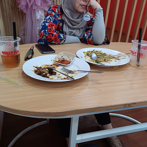 Holly Tea Lampung - Gastronomi dan perhotelan