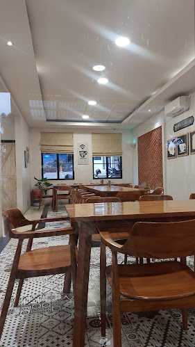 Comentarii opinii despre de'Clan Resto & Cafe Depok