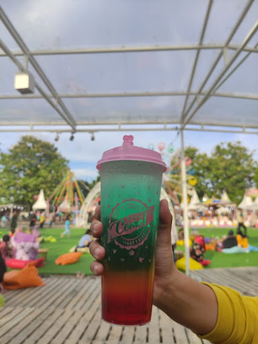 Comel Tropical Drink