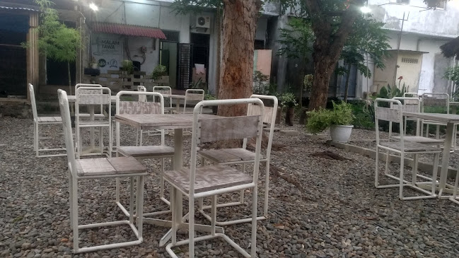 Jl. Teuku Nyak Arief Lrg. PBB 3 No.9, Kopelma Darussalam, Kec. Syiah Kuala, Kota Banda Aceh, Aceh 23111