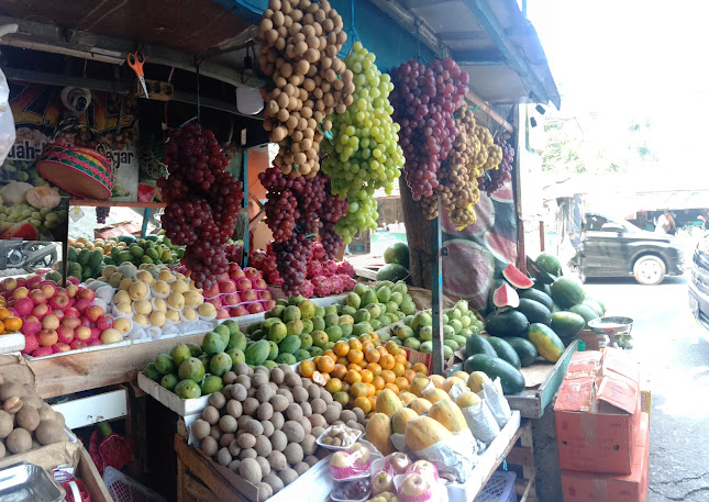 Buah buahan cihanjuang - Gastronomi dan perhotelan